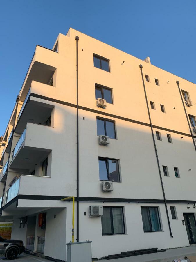 Garsoniera De La Mare Lägenhet Năvodari Exteriör bild