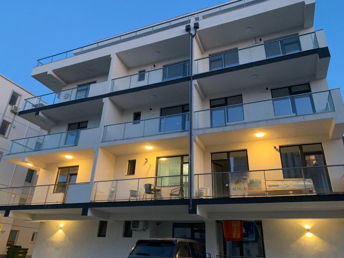 Garsoniera De La Mare Lägenhet Năvodari Exteriör bild